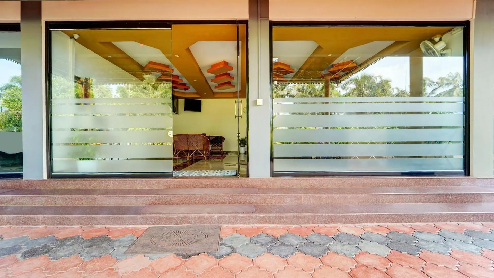 Super Hotel O Thrissur Near Thrissur Medical College Thekkumkara
