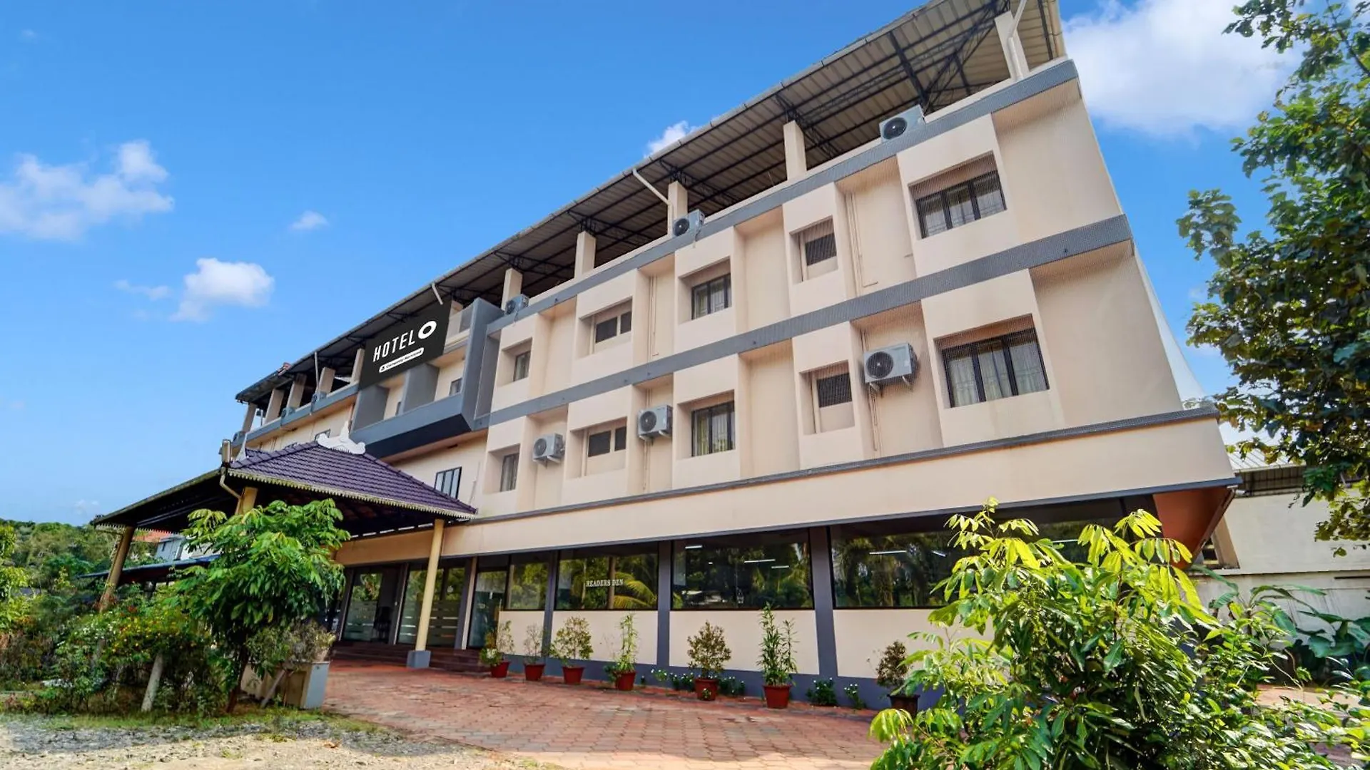 Super Hotel O Thrissur Near Thrissur Medical College Thekkumkara
